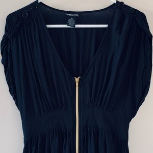 Zip Up Blouse in Black
